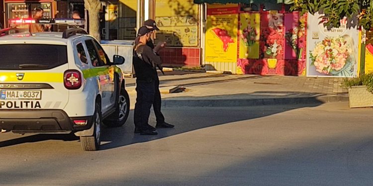 Angajații de la „Fulger”, văzuți pe străzile din sudul țării. Poliția îndeamnă oamenii să-și păstreze calmul