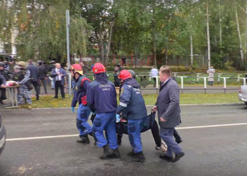 Noi detalii de la atacul armat la o școală din Ijevsk, Rusia: Pistolarul s-ar fi sinucis | VIDEO