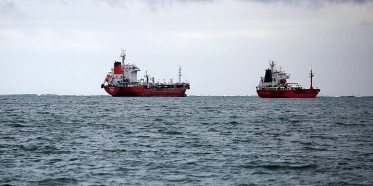 Страны G7 и ЕС введут запрет на морские перевозки российской нефти 5 декабря