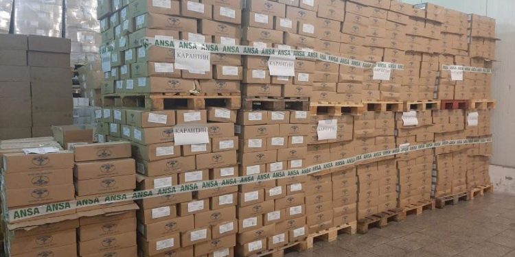 11 tone de unt de import, fabricat din grăsimi străine, urma să ajungă în magazine: ANSA a cerut returnarea lotului