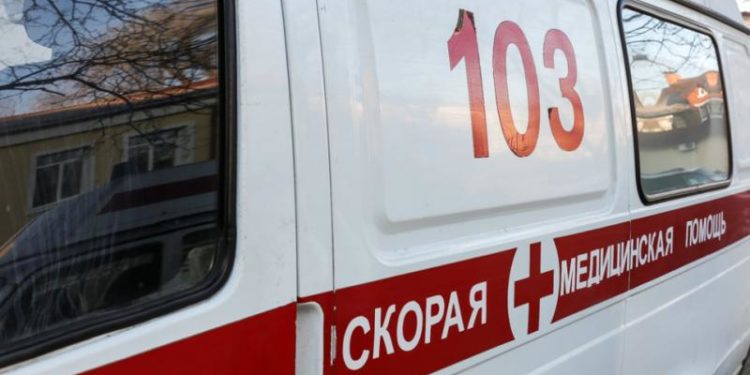 Un bărbat, dus la spital cu arsuri după ce a încercat să stingă focul care i-a cuprins locuința, la Tîrnauca