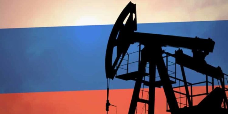 Uniunea Europeană va interzice importurile de petrol din Rusia începând cu 5 decembrie