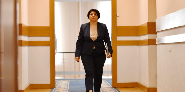 Natalia Gavrilița merge la Tokyo. Va participa la funeraliile de stat ale fostului premier asasinat în iulie