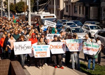 Formațiunea “ȘOR”: Mii de oameni vin la protest