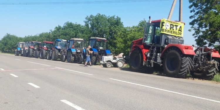Asociația Forța Fermierilor anunță că protestele de mâine vor avea loc, ”în pofida multiplelor manipulări și speculații subversive”