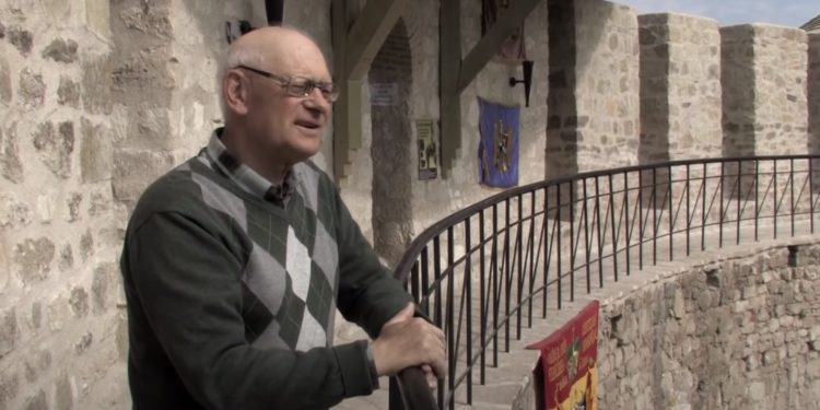 Directorului Muzeului de Istorie și Etnografie din Soroca, Nicolae Bulat, a fost petrecut pe ultimul drum | VIDEO