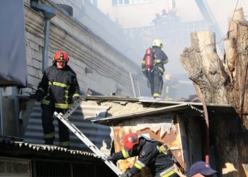 IGSU a lansat primele versiuni în cazul incendiului izbucnit pe teritoriul Pieței Centrale