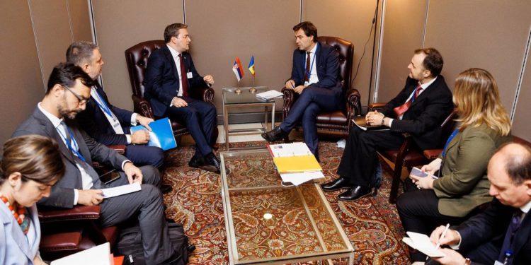 Moldova și Serbia vor începe negocierile pentru reducerea tarifului de roaming