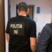 Doi tineri au fost reținuți de polițiști pentru comiterea furturilor din locuințe în serie