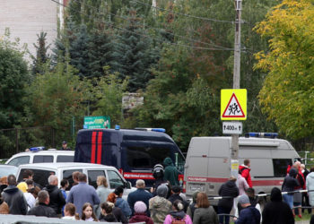 Numărul victimelor în urma atacului armat în școala din Ijevsk, Rusia a crescut la 13. Atacatorul ar fi bolnav de schizofrenie | VIDEO