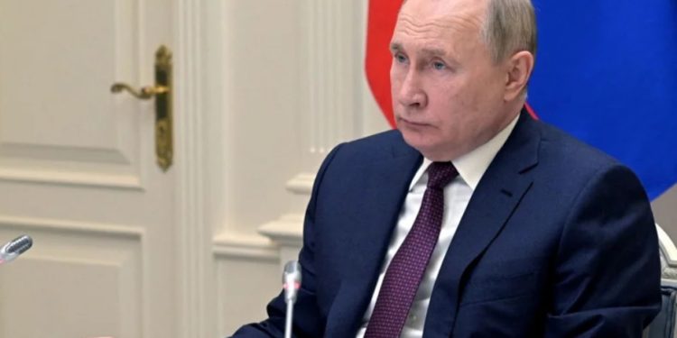 Путин подписал законы об аннексии украинских территорий