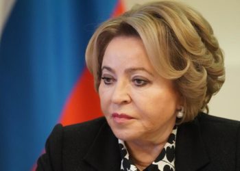 Матвиенко приехала на саммит парламентов стран G20 и предложила делегации Украины «прямо сегодня» начать переговоры. Но на условиях России