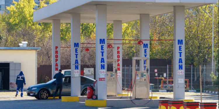 На автозаправочных станциях Молдовы метан подорожал на 5 леев