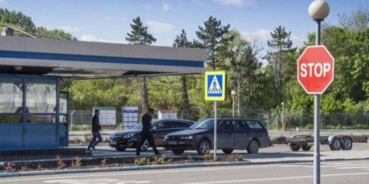 Și frontiera Chișmichioi-Dolinscoe a rămas fără curent: Vezi ce vămi au rămas funcționale