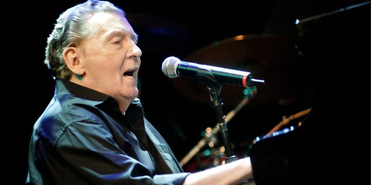 Умер один из основоположников рок-н-ролла Джерри Ли Льюис