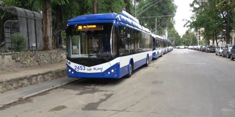 Atenție! Restricții de circulație în centrul capitalei, în acest weekend: Cum a fost redirecționată ruta de troleibuz nr. 28