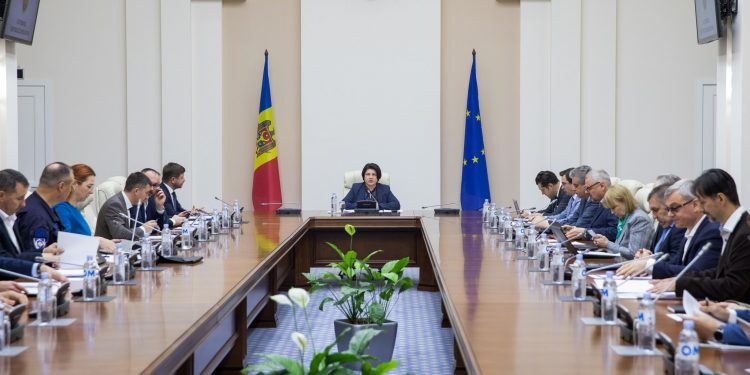 Fără iluminarea havuzurilor, scări rulante și activități de mining de active cripto. CSE a aprobat deciziile pentru economia energie electrică