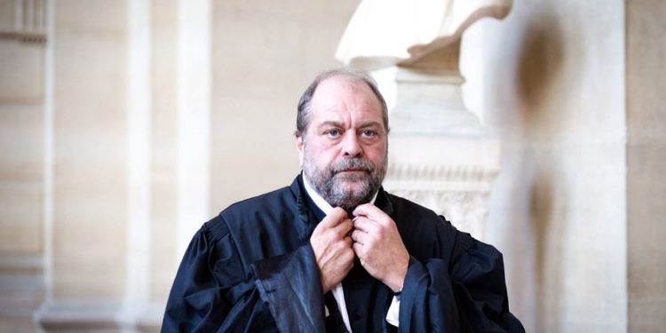 Franţa: Ministrul justiţiei, trimis în judecată pentru conflict de interese