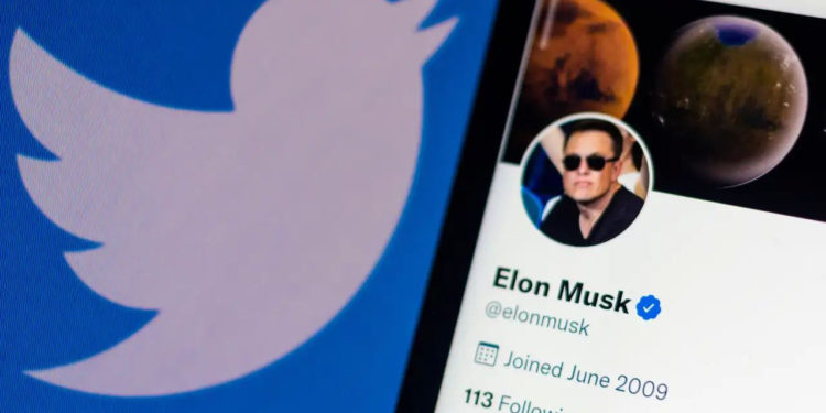 Bloomberg: Илон Маск снова предложил купить Twitter. Несколько месяцев бизнесмен пытался расторгнуть первоначальную сделку с компанией