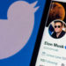 Bloomberg: Илон Маск снова предложил купить Twitter. Несколько месяцев бизнесмен пытался расторгнуть первоначальную сделку с компанией