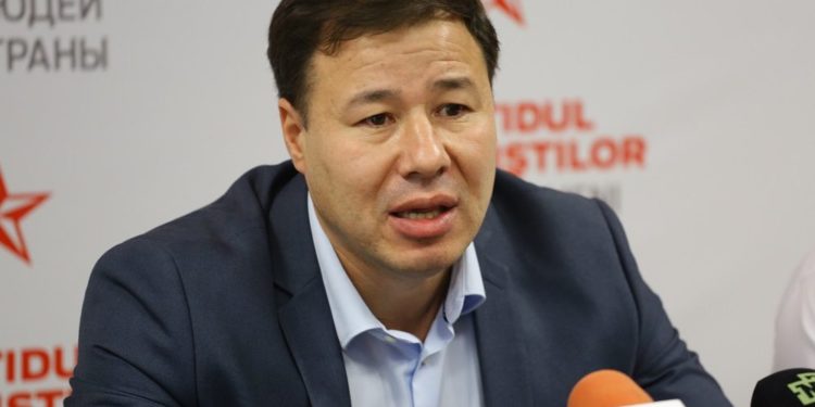 Deputatul socialist Bogdan Țîrdea, chemat la Procuratura Anticorupție: Am primit un telefon de la procuror, se pare că sunt inculpat într-un dosar penal | VIDEO