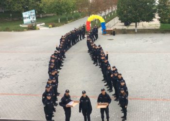 „Să trăiți, profesori cu epoleți!”. Mesajul polițiștilor de frontieră pentru cadrele didactice de la Centrul de Excelență în Securitatea Frontierei și cei de la Academia ”Ştefan cel Mare” | VIDEO