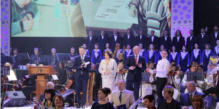 „Pedagogul Anului” 2022: Cei mai buni dascăli din țară au fost premiați în cadrul unui eveniment festiv, organizat la Palatul Republicii | VIDEO