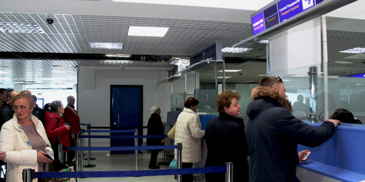 Пойман с поличным: Гражданин Турции попытался въехать в Молдову по фальшивому документу