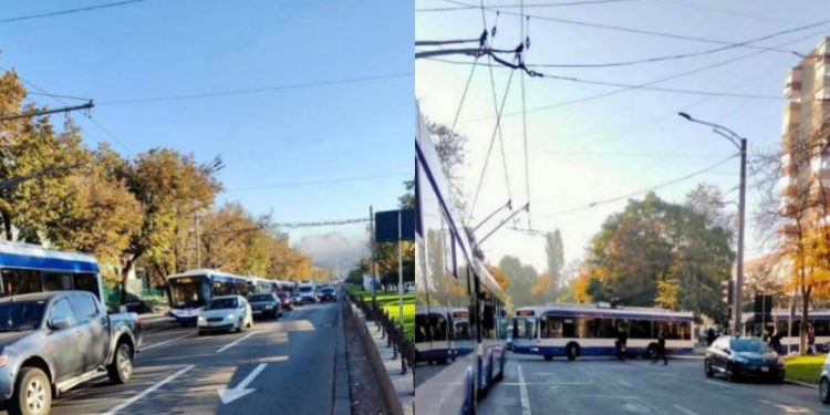 Deranjament la o rețea de contact, în centrul capitalei: Unele troleibuze, redirecționate