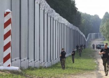 Польша завершила строительство ограждений на границе с Белоруссией