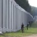 Польша завершила строительство ограждений на границе с Белоруссией