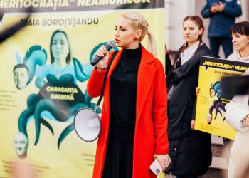 Flashmob organizat în fața Procuraturii Generale. Marina Tauber: Nu vom ceda până când procurorii nu o să înceapă să lucreze | VIDEO