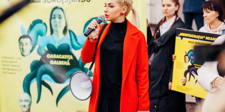 Flashmob organizat în fața Procuraturii Generale. Marina Tauber: Nu vom ceda până când procurorii nu o să înceapă să lucreze | VIDEO