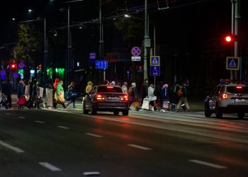 Poliția a demontat mai multe corturi și a rețiunut patru protestatari în fața Procuraturii Generale. Partidul „ȘOR”: S-a acționat fără un fundament legal și fără un avertisment prealabil | VIDEO