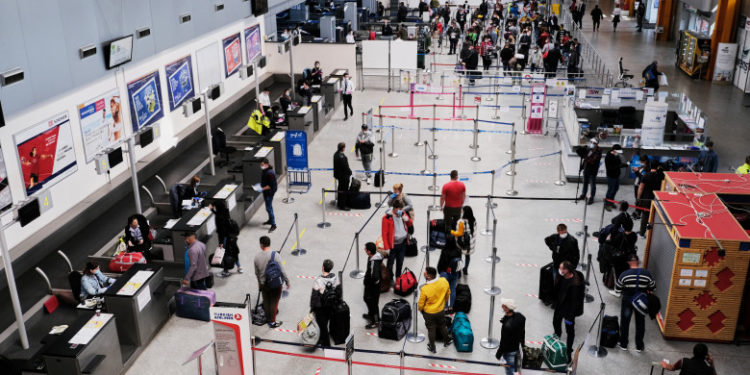 În Romînia „Situația este absolut disperată”. Directorii de aeroporturi se plâng de facturile și de 20 de ori mai mari și cer ajutor de la stat