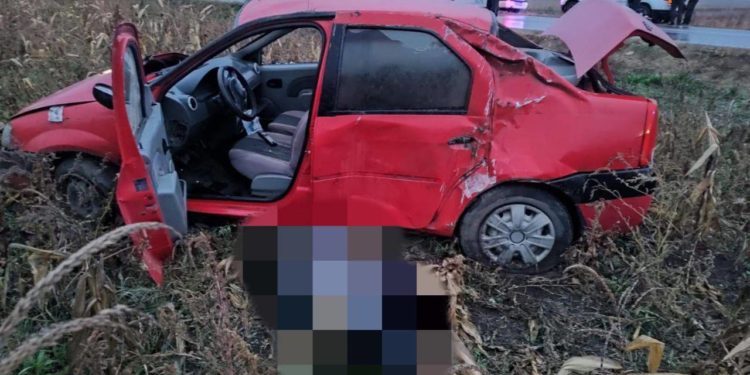 O pasageră de 43 de ani a decedat într-un grav accident, la Ialoveni. Șoferul era băut