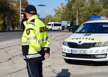 APOTA acuză Poliția de „șantajarea operatorilor de transport” care efectuează curse ocazionale pentru protestatari