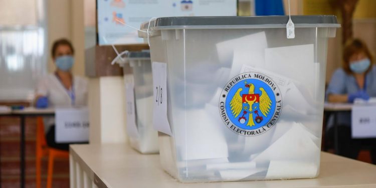 Снять запрет на предвыборные концерты и снизить требования к президенту. Как ВК оценила поправки в Кодекс о выборах