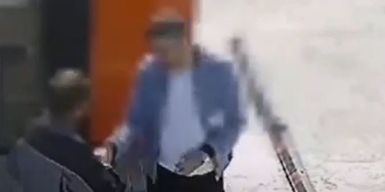 „Se dădea drept persoană de încredere a proprietarilor și cerea bani din aparatul de casă”. IGP, despre străinul suspectat de o serie de escrocherii la benzinăriile din țară | VIDEO