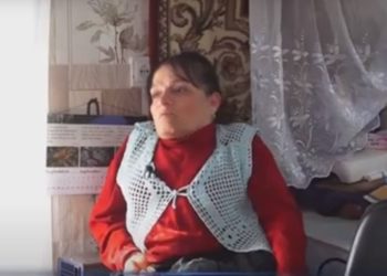 „Își face așchii cu dinții atunci când trebuie să aprindă focul”. Povestea cutremurătoare a unei femei lovită de fulger când avea doar șase luni, la emisiunea „Moldva la Pachet” | VIDEO