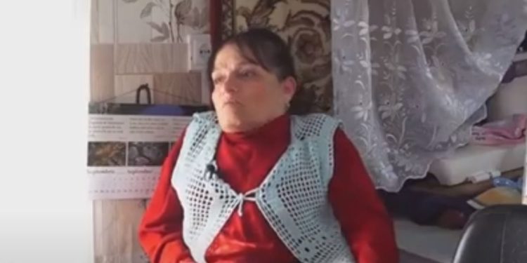„Își face așchii cu dinții atunci când trebuie să aprindă focul”. Povestea cutremurătoare a unei femei lovită de fulger când avea doar șase luni, la emisiunea „Moldva la Pachet” | VIDEO