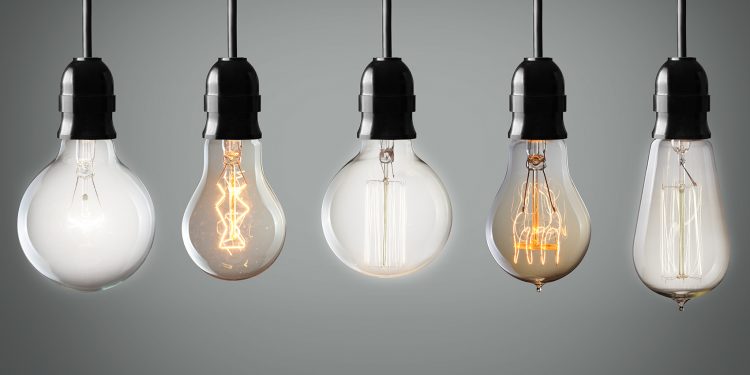 Tariful la lumina furnizată de Premier Energy și FEE Nord crește cu peste 1,6 lei/kWh. Când intră în vigoare majorările adoptate de ANRE | VIDEO