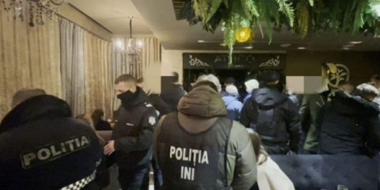 В суд передано дело трех сотрудников столичного клуба Attico, которых обвиняют в незаконном удержании людей в здании