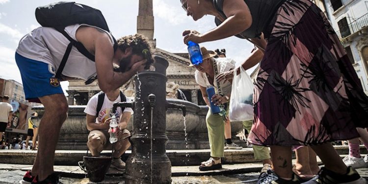 ВОЗ: В Европе в этом году из-за жары скончались не менее 15 тыс. человек
