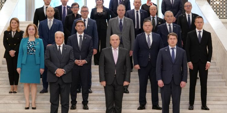 Молдова приняла у Болгарии председательство в Центрально-Европейской инициативе