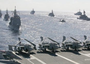 США и Япония проводят масштабные военные учения