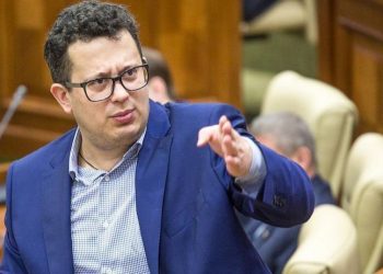 UPDATE. «Смесь реального разговора с монтажом». Вадим Пистринчук отреагировал на «слив» его переписки, в которой обсуждалось незаконное финансирование чиновников и связь «оппозиционеров» с властью | VIDEO