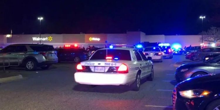 В Виргинии неизвестный открыл стрельбу по людям в Walmart