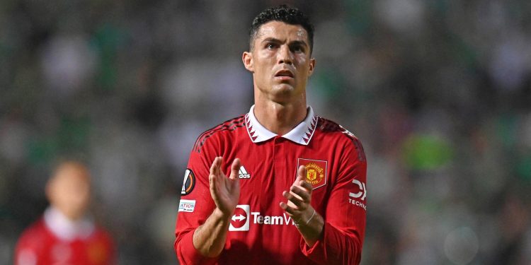 «Манчестер Юнайтед» подаст в суд на Роналду из-за интервью, в котором он критиковал клуб. Вероятно, португалец больше никогда не сыграет за «МЮ»