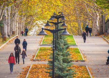 Început de weekend cu temperaturi generoase: Meteorologii promit pentru astăzi +18 grade Celsius
